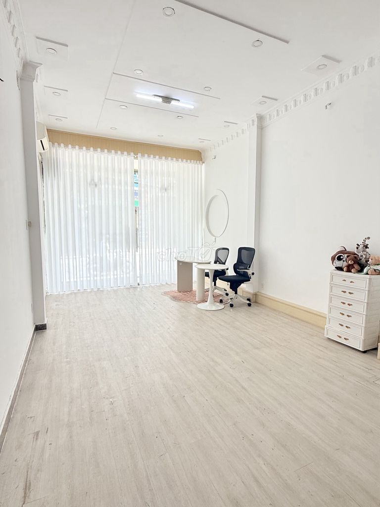 Renting Phú Nhuận 28 meters, 4 x 7, the new Phan Xian Long district