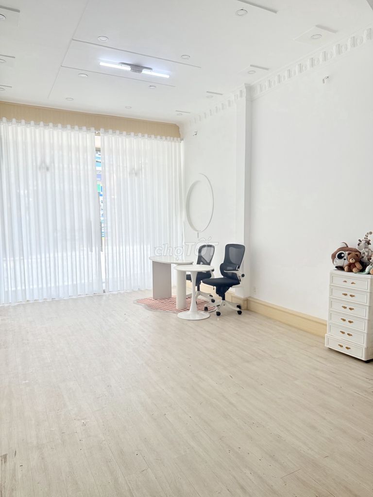 Renting Phú Nhuận 28 meters, 4 x 7, the new Phan Xian Long district