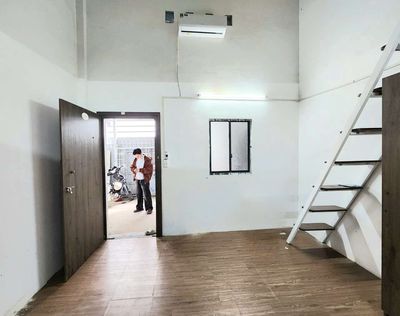 Superstore empty - apartment 30 M2 full interior right here in District 2