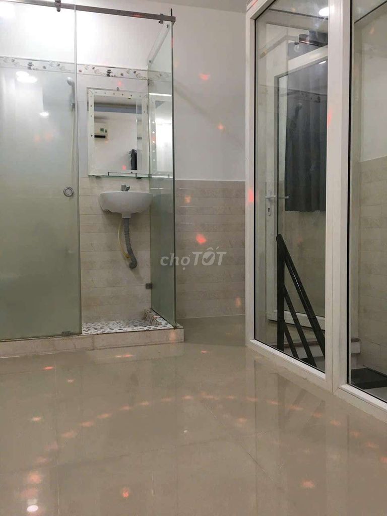 Two bedrooms, two bathrooms near the market Mrs. C understand. Bình Thạnh