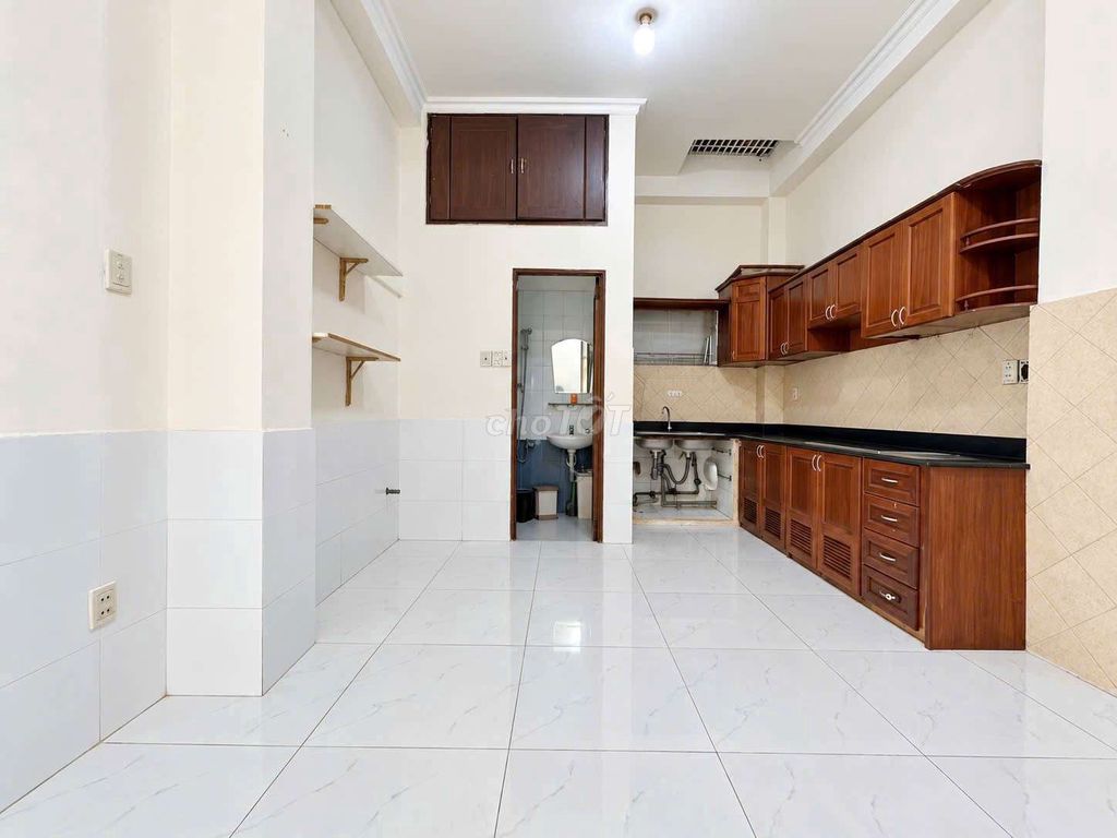Pre-Paradite, sd 240 m2,7301, Gò Vấp