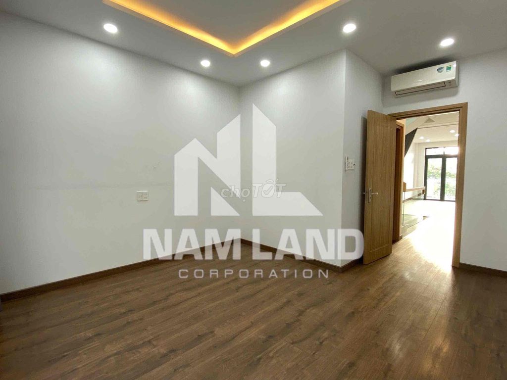 It's a four-story rental! Just stay in the office.