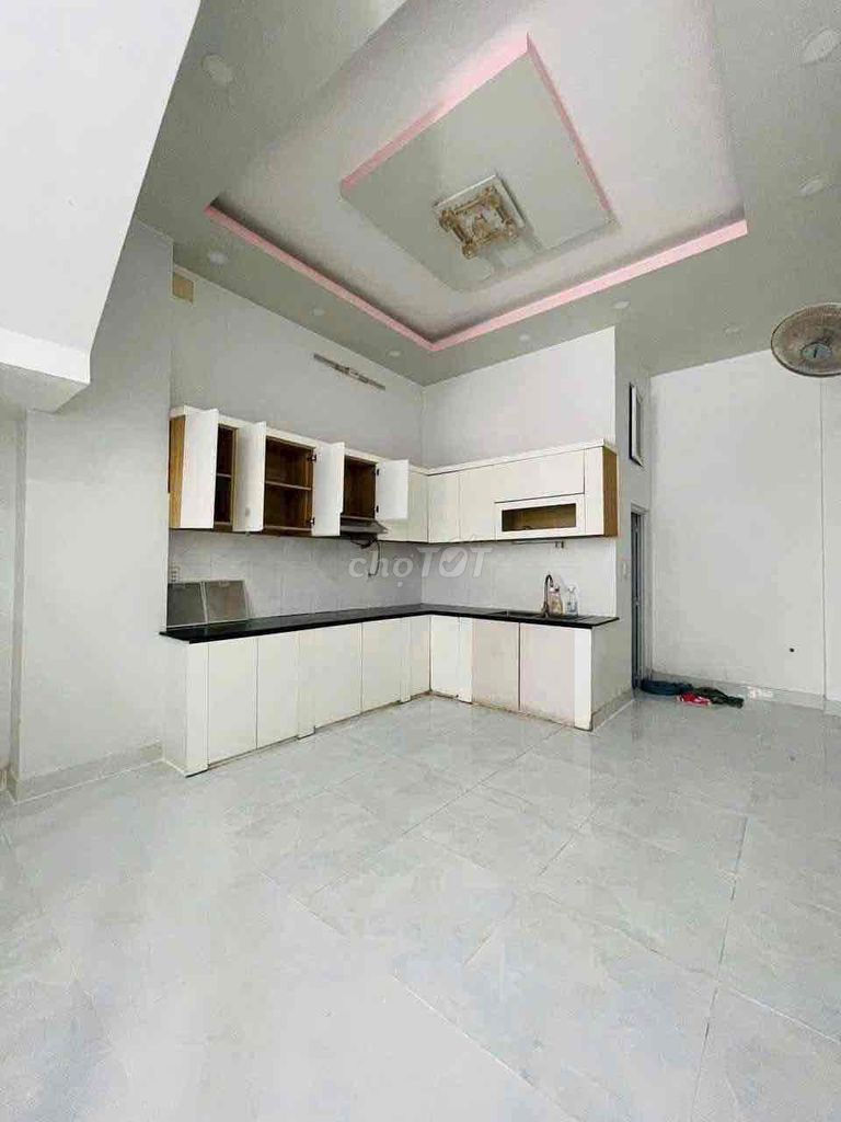 Rent an entire IX/ Dương Quảng HàmKY 5 Gò Vấp