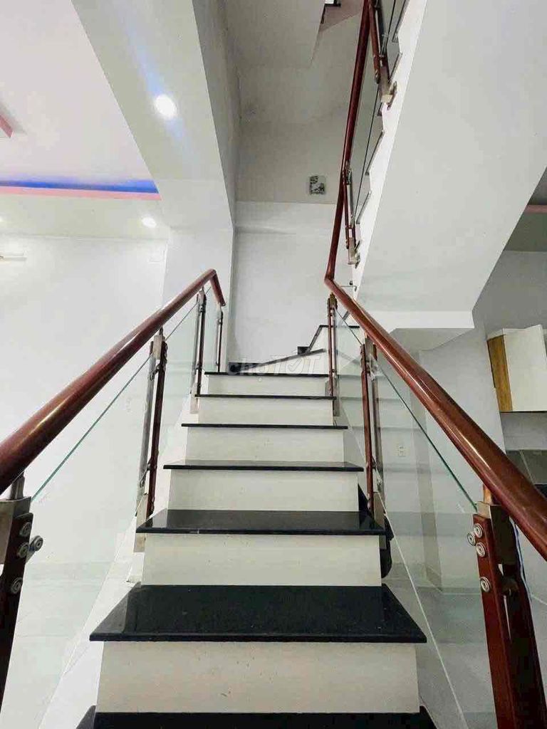 Rent an entire IX/ Dương Quảng HàmKY 5 Gò Vấp