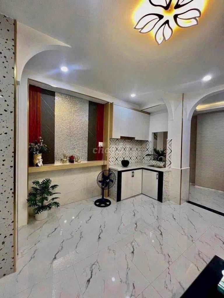 Rent Full Seven and three Dương Quảng Hàm Bedrooms 10 million