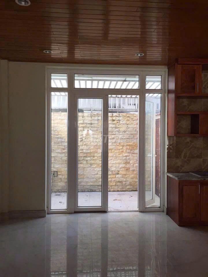 To rent the original house he blue area: 5 X20