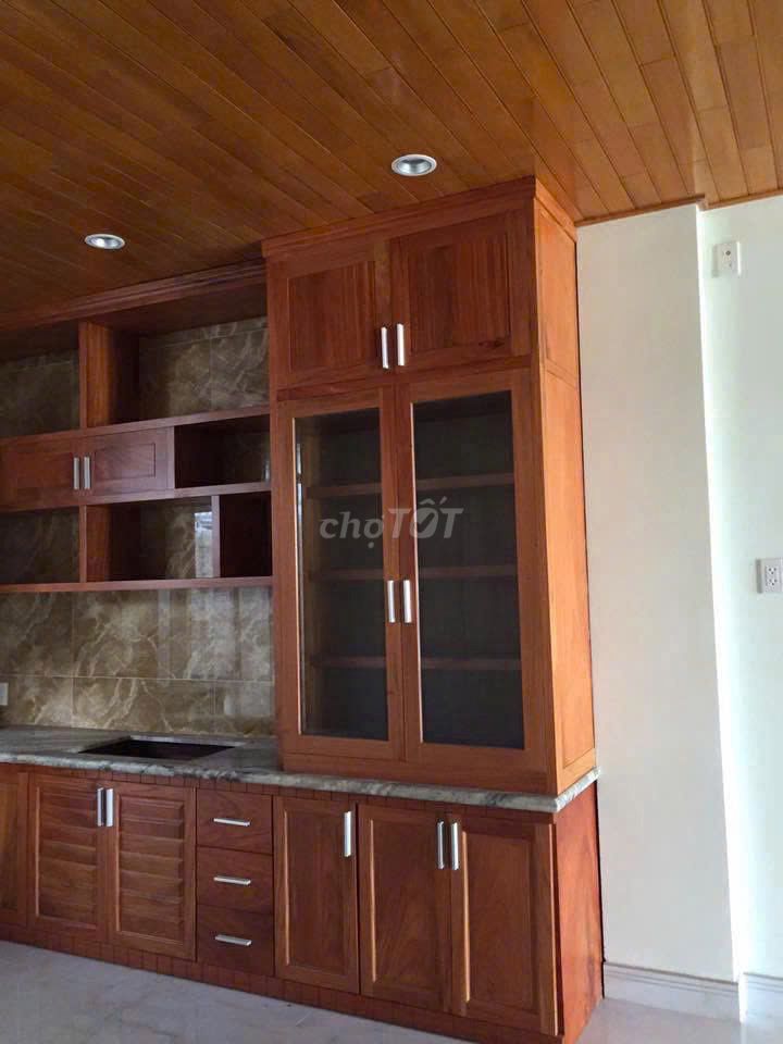 To rent the original house he blue area: 5 X20