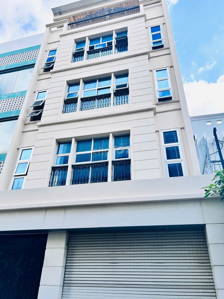 Area Xô Viết Nghệ Tĩnh sugarhouse: 7 X21 MM 4th floor, elevator.