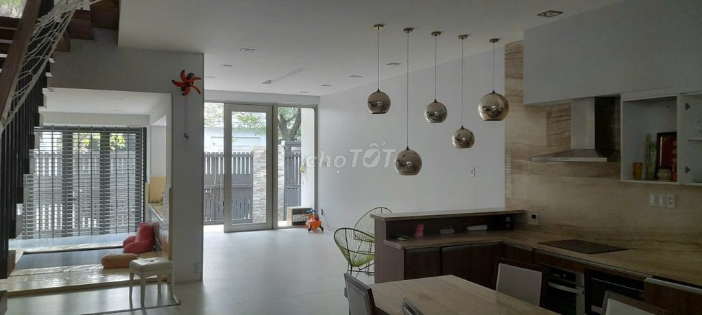 Rent an entire sadeco by the river, area 7X18 M