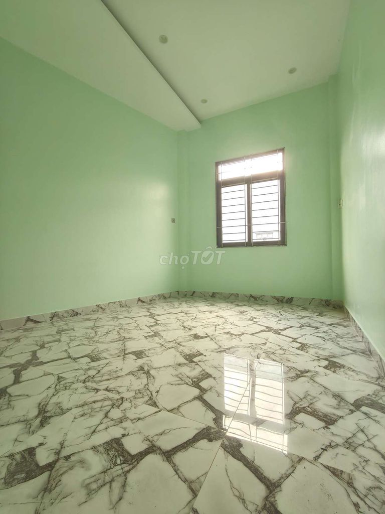 4 X 20 M 3 air conditioning room 8 M Tô Hiệu