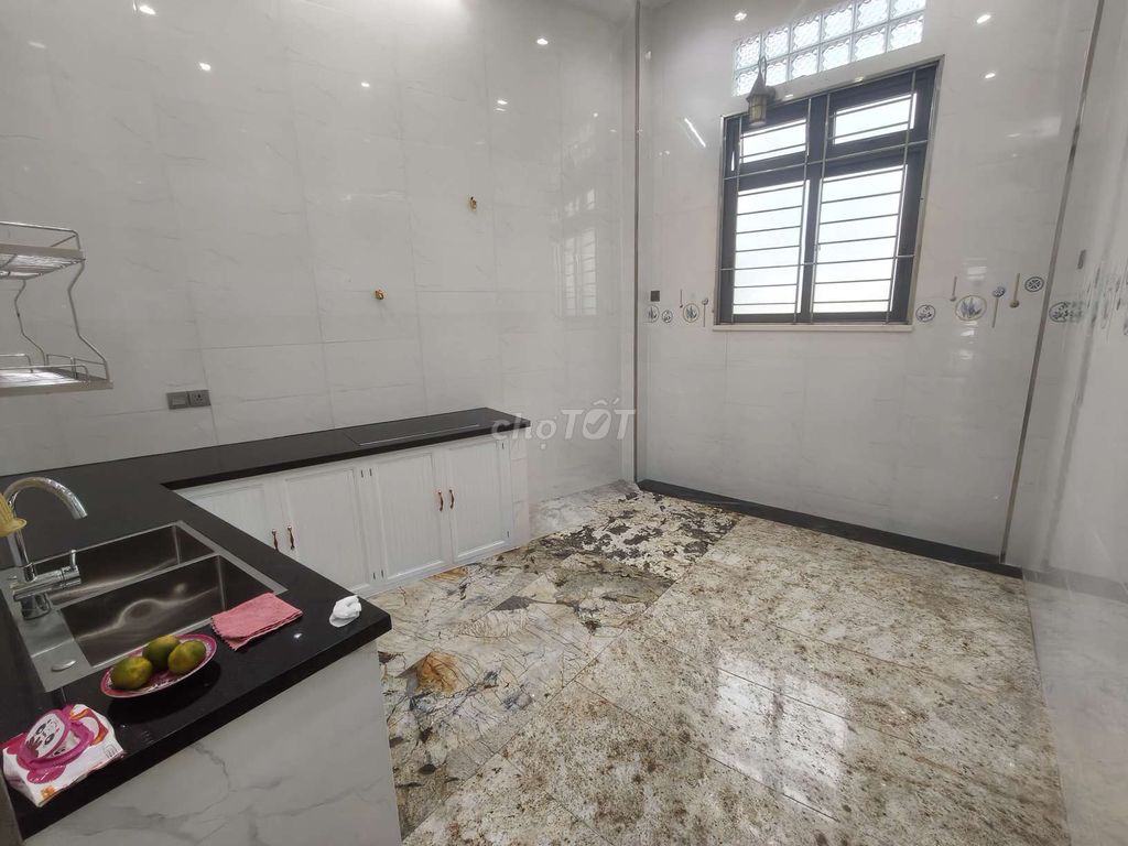 4 X 20 M 3 air conditioning room 8 M Tô Hiệu