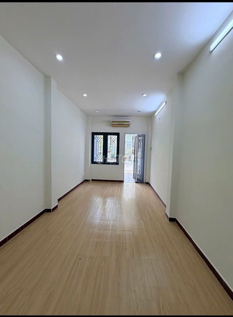 Rent an L.Q.q.0.3 x16 m. 4th floor bedroom for 16 million