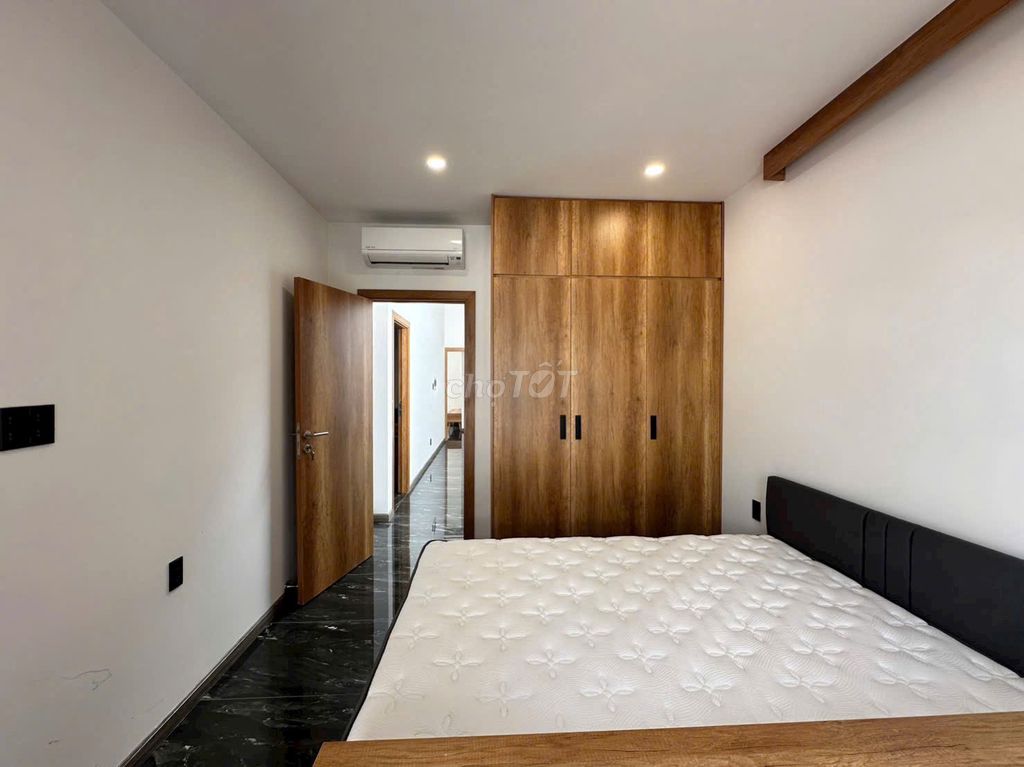 Hire the 5th floor bedroom, P.Q.q0 Supreme Court.