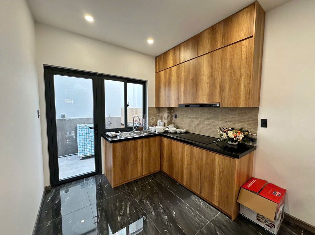 Hire the 5th floor bedroom, P.Q.q0 Supreme Court.