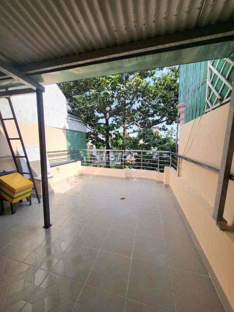 Rent a cash house Hoàng Sa
