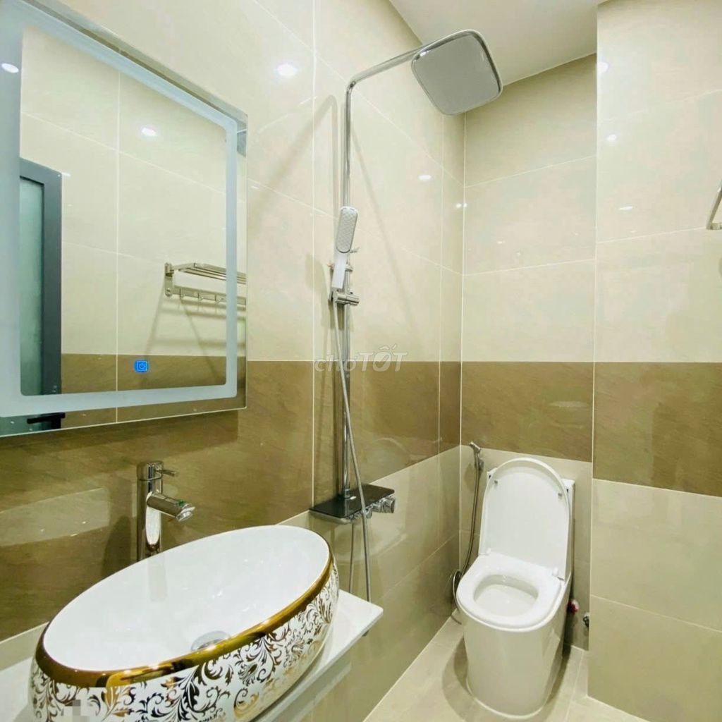 Rent 1 112 A Đào Duy Anh, 070 9, Q.Phú Nhuận near Lake Hu