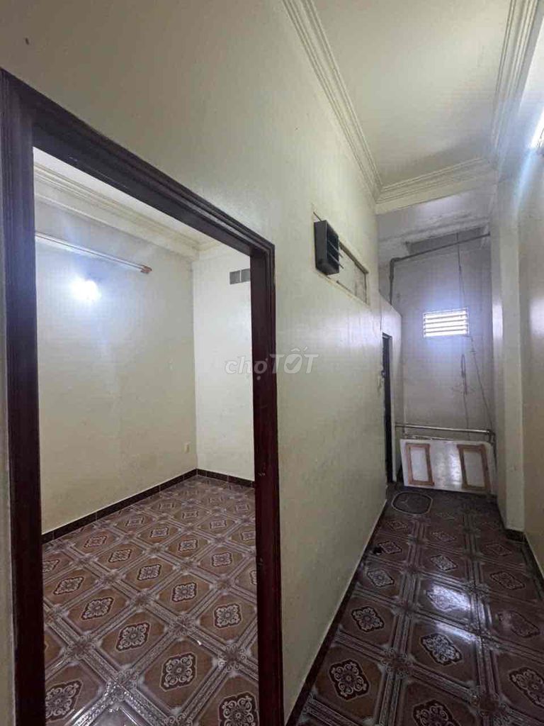 1470th Street front house 8 Gò Vấp, 4th floor bedrooms, professional leather.