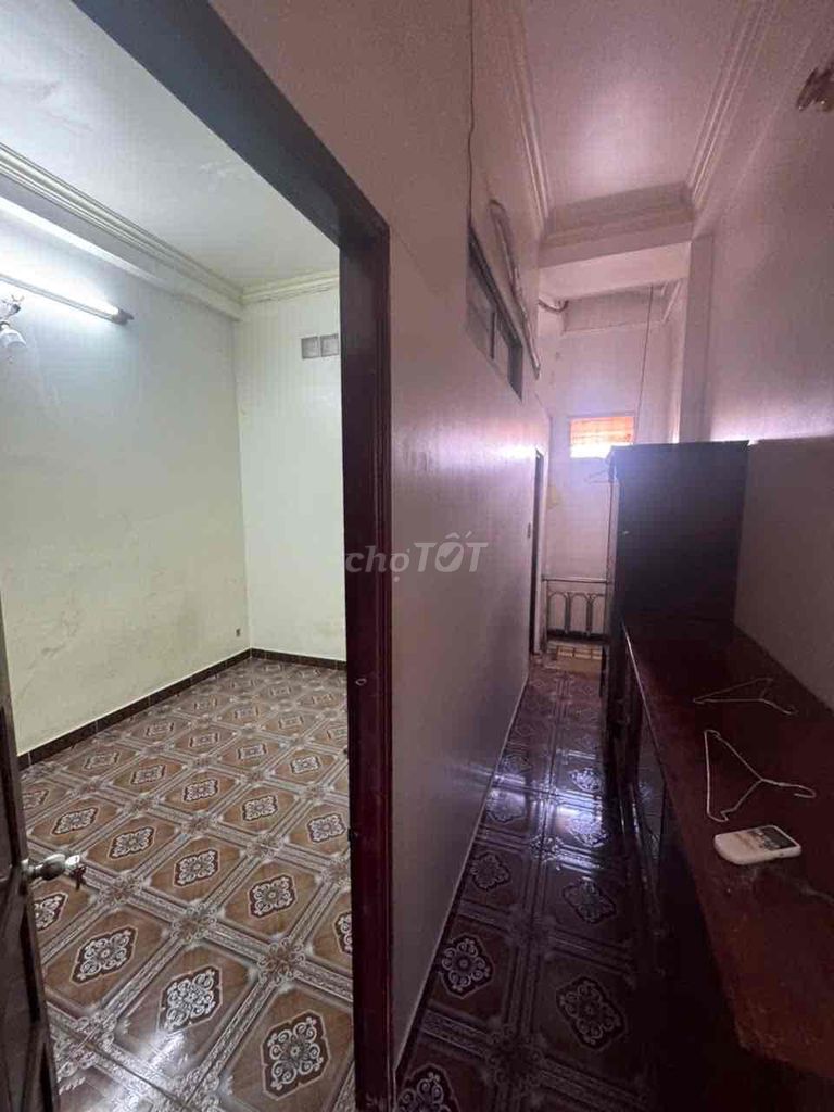 1470th Street front house 8 Gò Vấp, 4th floor bedrooms, professional leather.