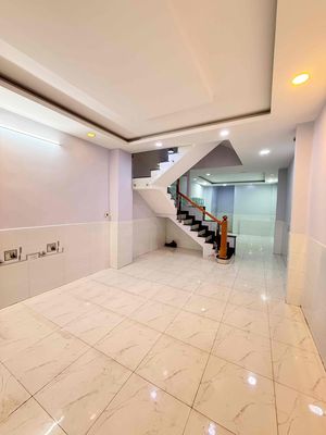 Renting 286/Tô Hiến Thành, District 10 4 x 3 floors
