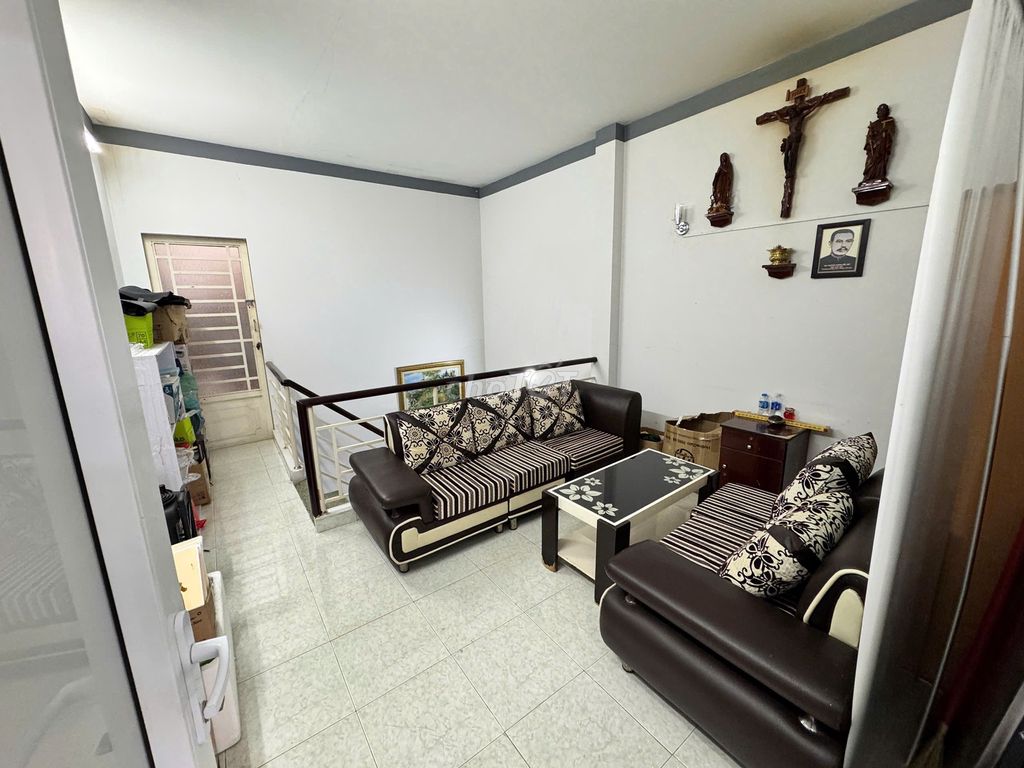 Rent a Trembles 3rd floor P.Q.q0 District 7