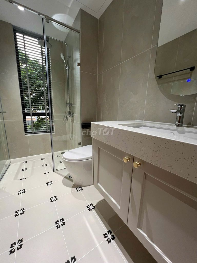 Rent the original Kadc lvila area 5.5 X 17,6 M.