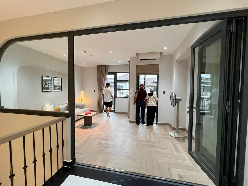 Rent the original Kadc lvila area 5.5 X 17,6 M.