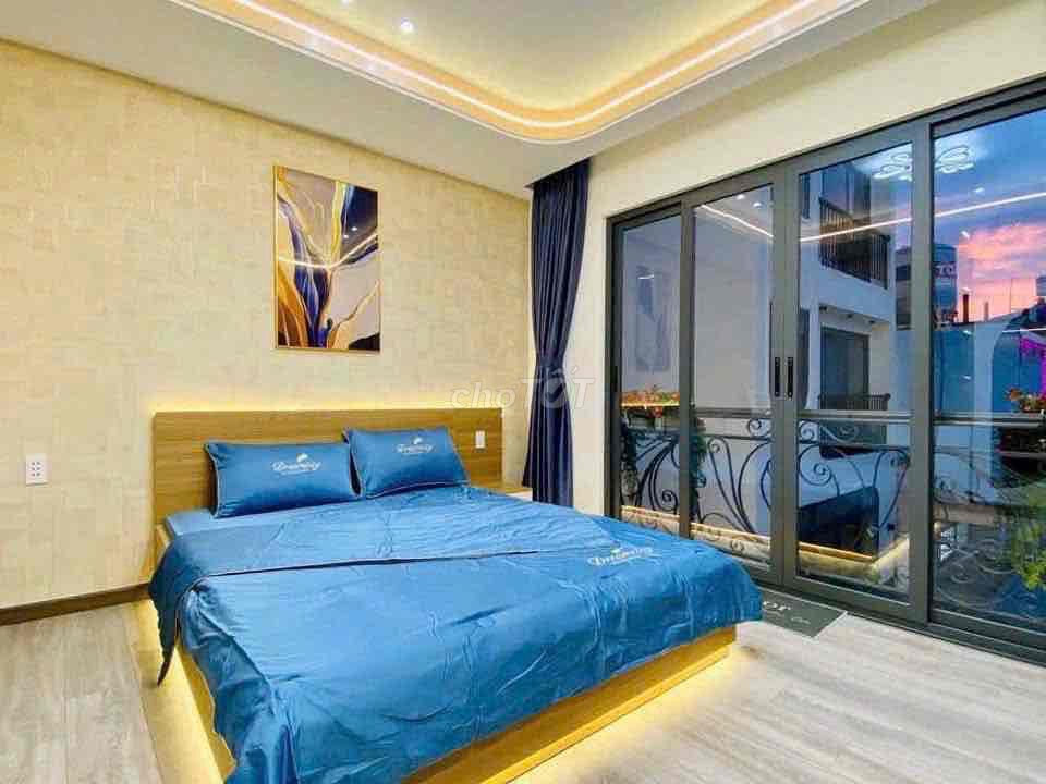 5-foot new house. 4-foot-two-floor Thống Nhất bedroom.