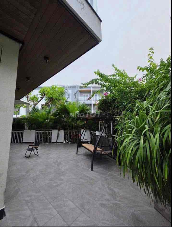 Rent a nice old corner of Kwun Xhil District 9