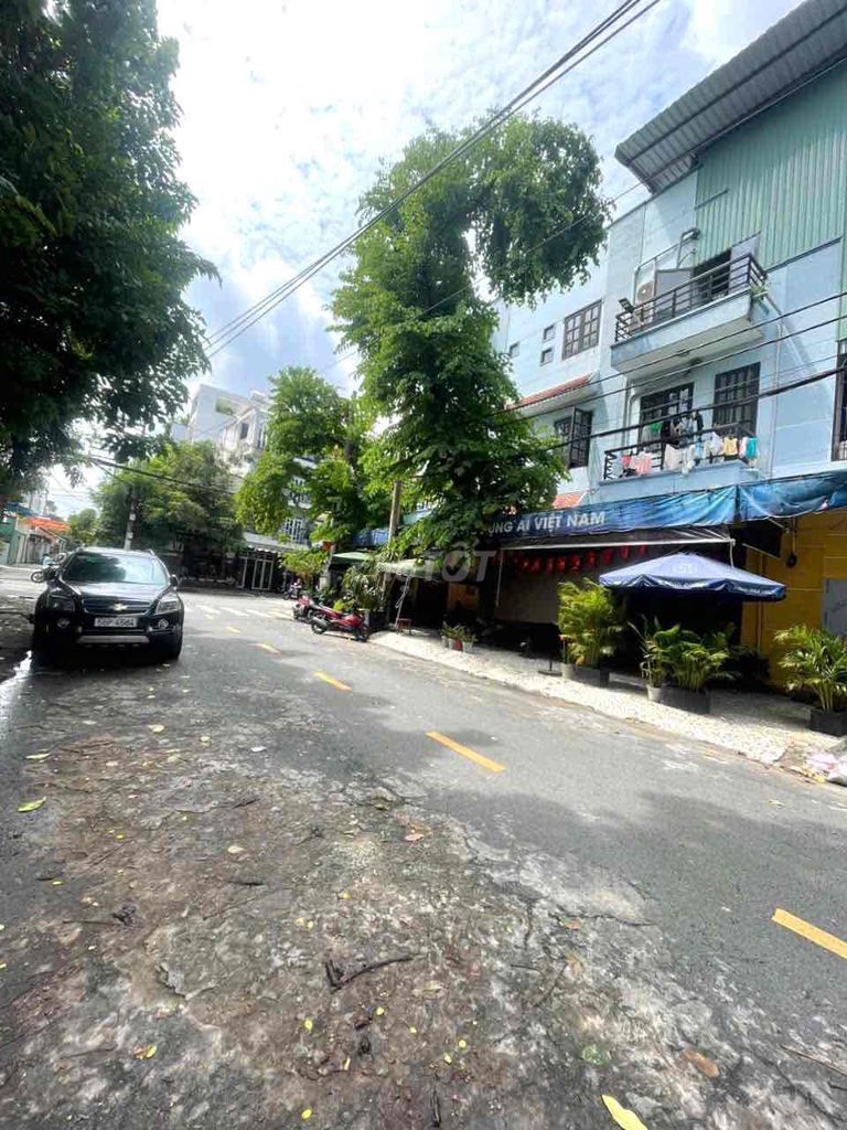 Rent the original house on 14 meters pTây Thạnh 3 floors