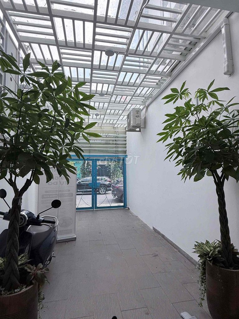 1 5th floor bedroom 7 x 20 meters số 40 Tân Phong Front