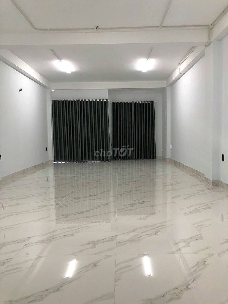 We need to rent a house. 971 A Phạm Văn Bạch-712 QGò Vấp.