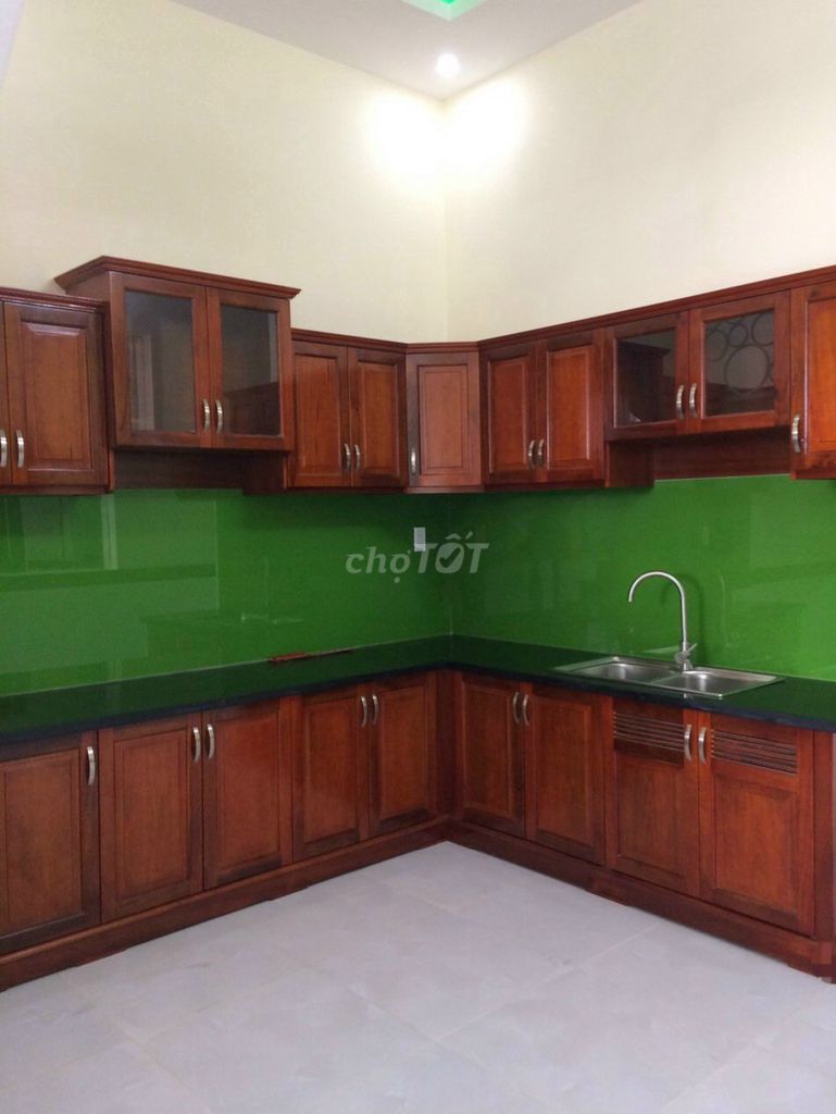 We need to rent a house of 245/8 A Nguyễn Trãi P.Nguyễn Cư Trinh District 1.