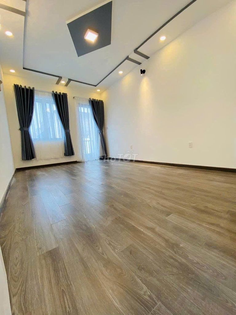 Renting new house 27/3 A Đồng Đen-7* 12 Q.Tân Bình.