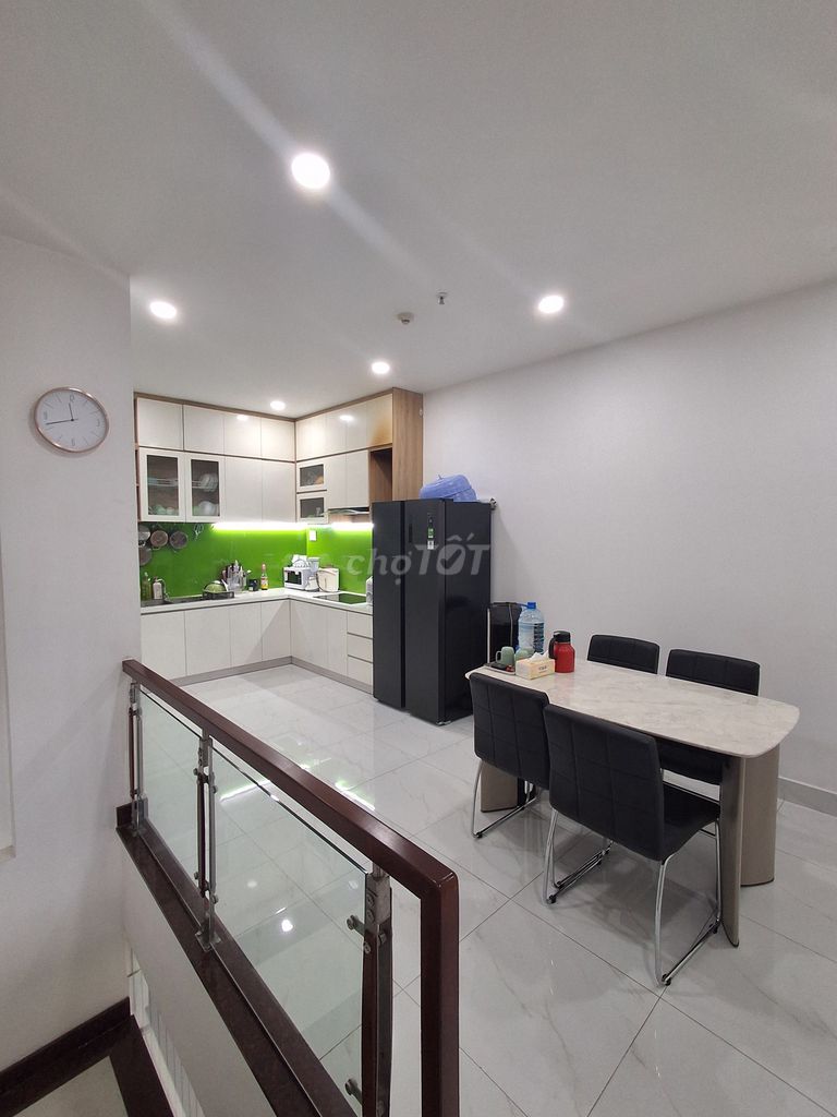 The owner of Shophouse Safira C01-01
