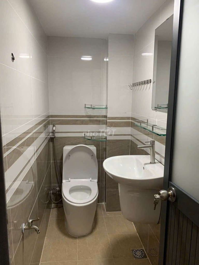 1st floor, 2nd floor, 2nd bedroom (420 Tây Lân car alley near the market)