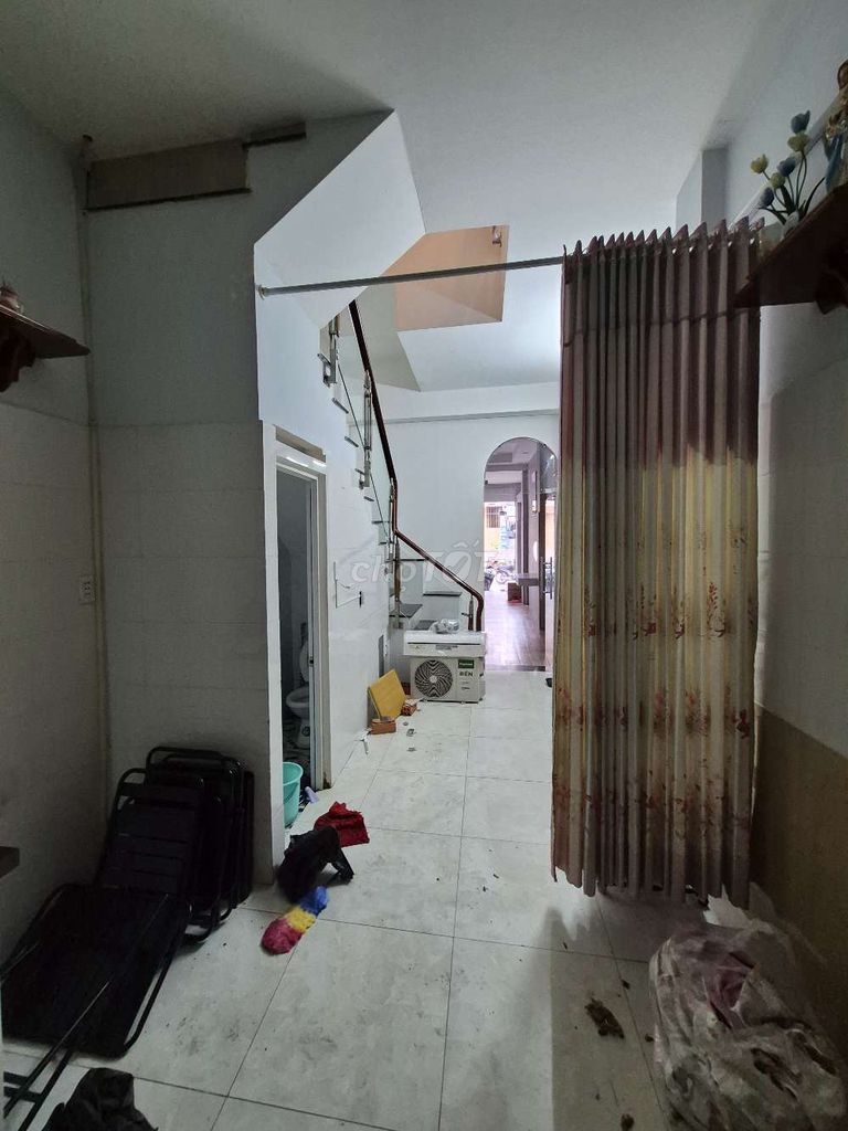 The house is rented, the house is rented, the shop is open, the company is open, kdol