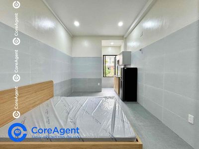 The studio apartment is right around the aeon Mall - crowded market - behind the trade