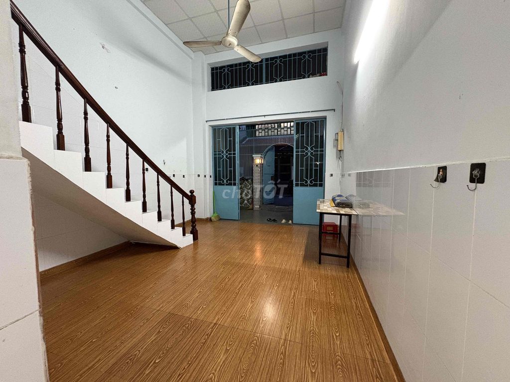 Rent an entire 21st Street, Gò Vấp - 9 million a month - 4 bedroom - 2 toilets