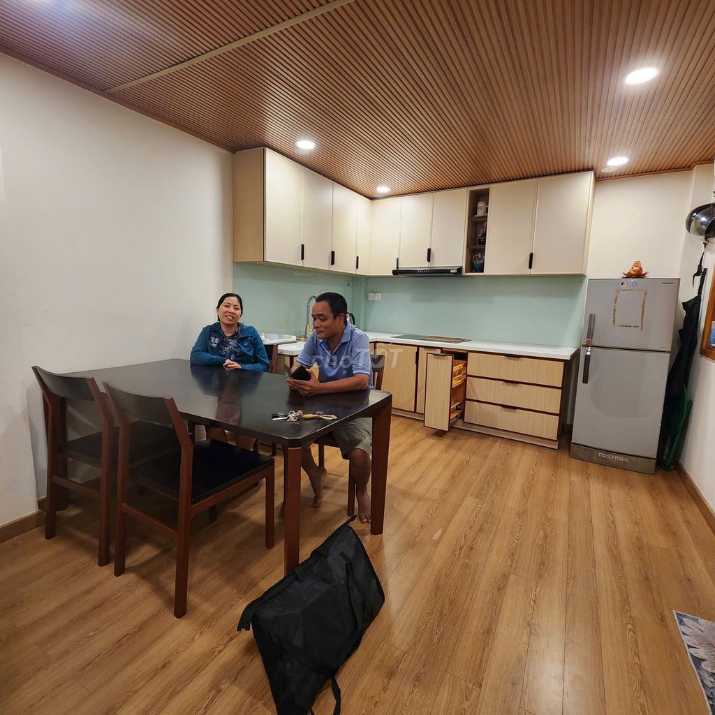 Rent Nguyễn Thế Truyện, Full interior, 2nd floor bedroom 2 toilets