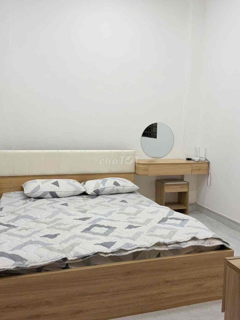Rent Tam Đa 80 meters 2 4th floor 2 bedroom 2 full interior bathroom, room 40.