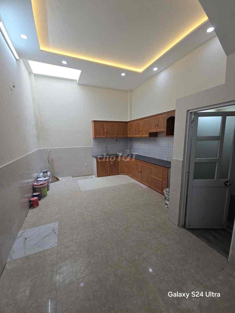 house [4 x 17] 1st floor (2 bedroom, 2 toilets)
