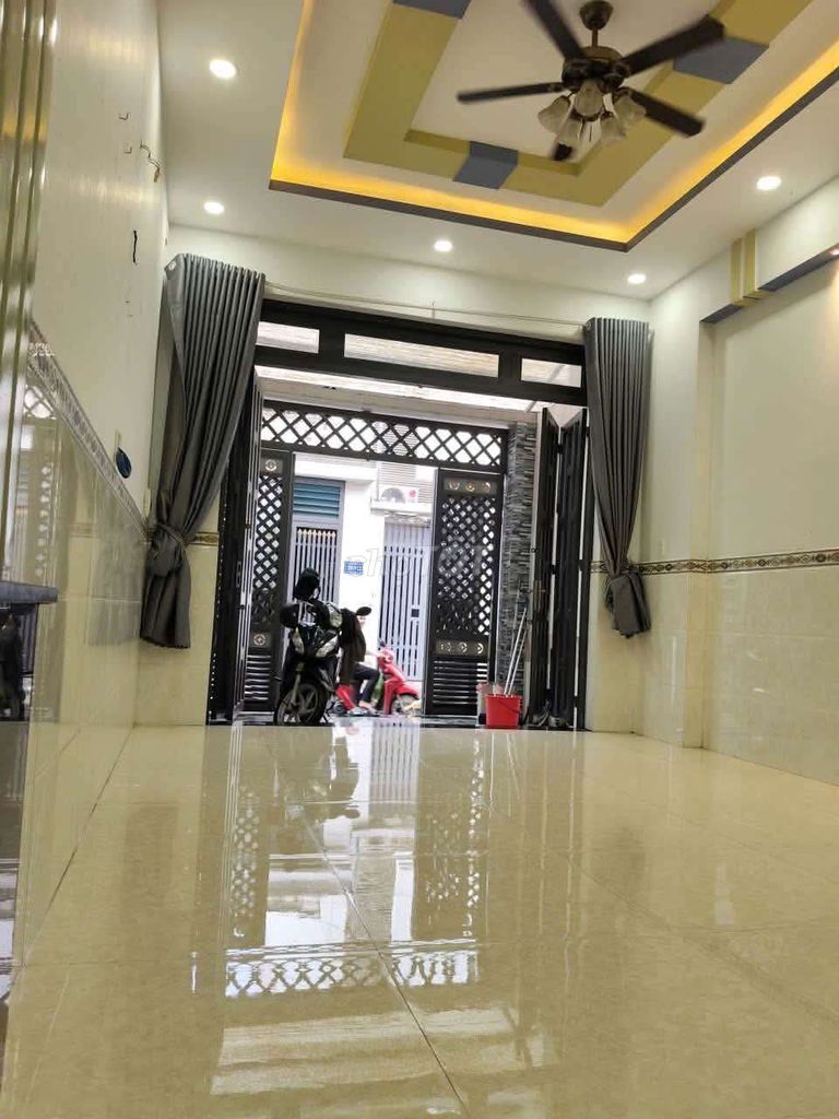1st Land 2 floor liên khu 4/5 bhh B Bình Tân