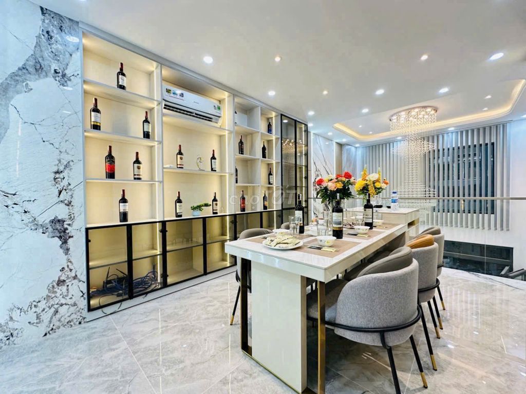 Rent the original Phan Huy Ích Gò Vấp security group.
