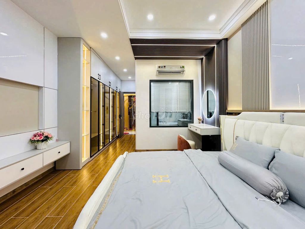 Rent the original Phan Huy Ích Gò Vấp security group.