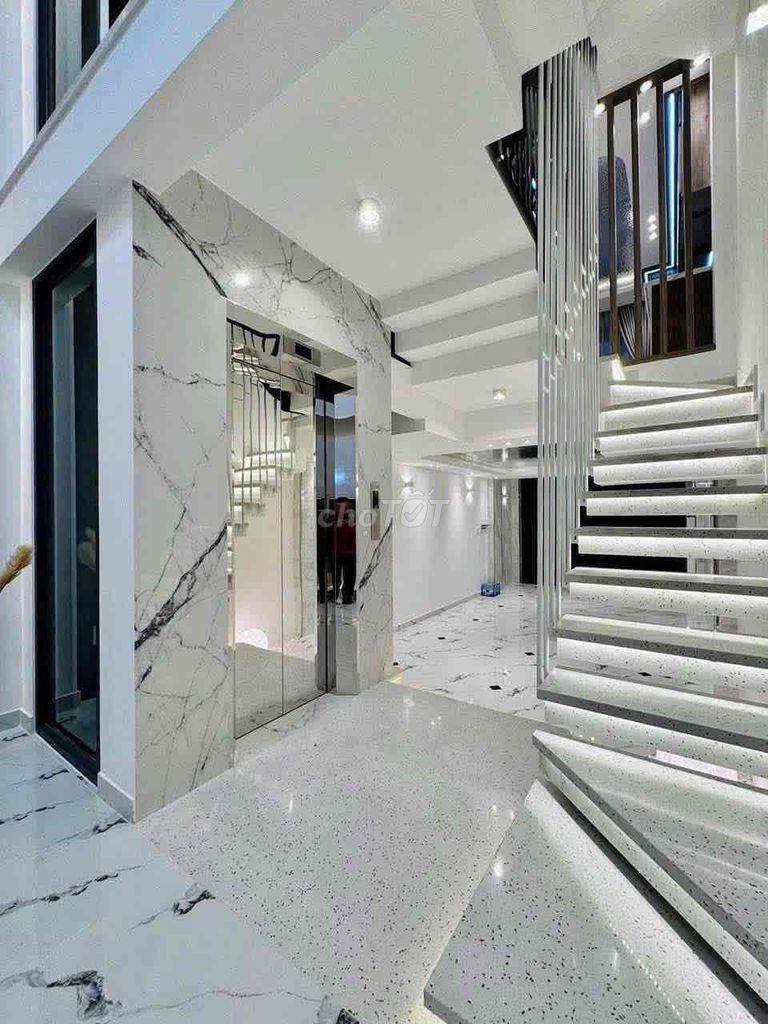 Rent a new full street house with 535/Thống Nhất-716 elevators.