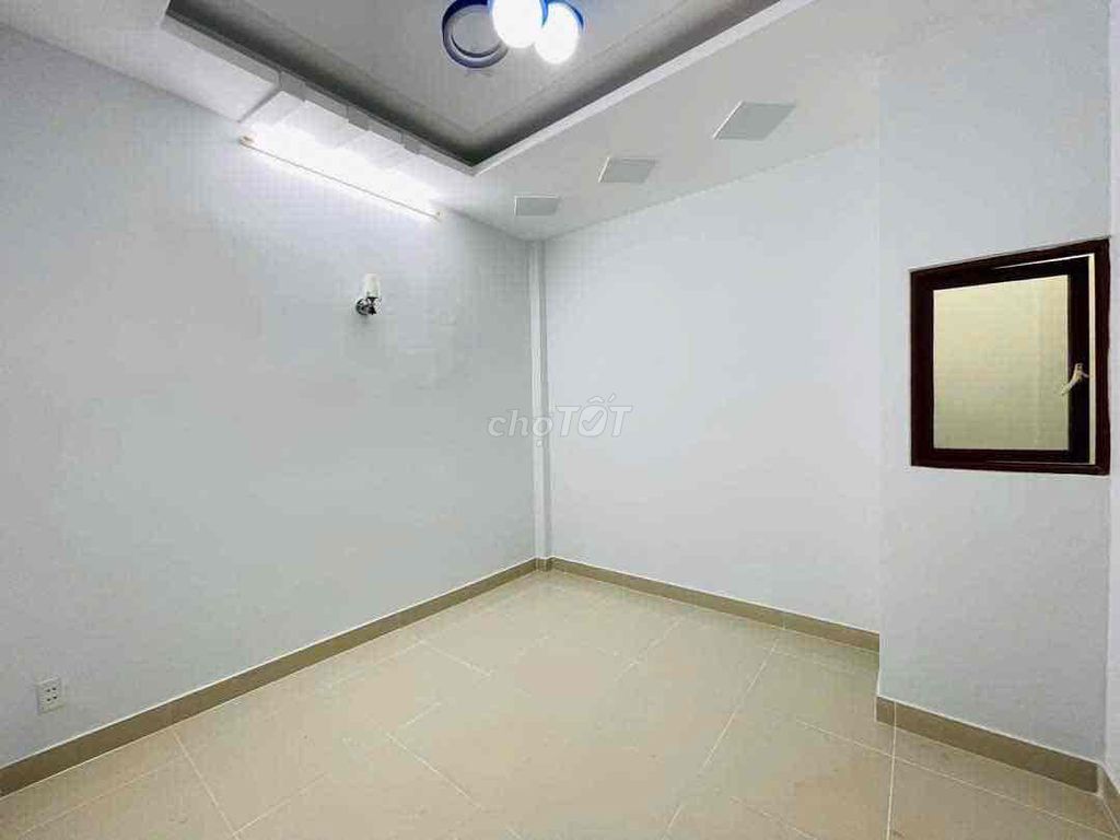 Rent an alley 41 4 số 4-711 Gò Vấp.