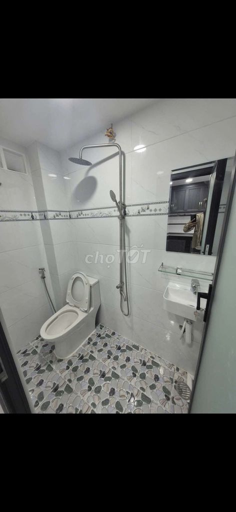 Rent 4 X16 M 2 bedroom 2 toilets Lê Trọng Tấn.
