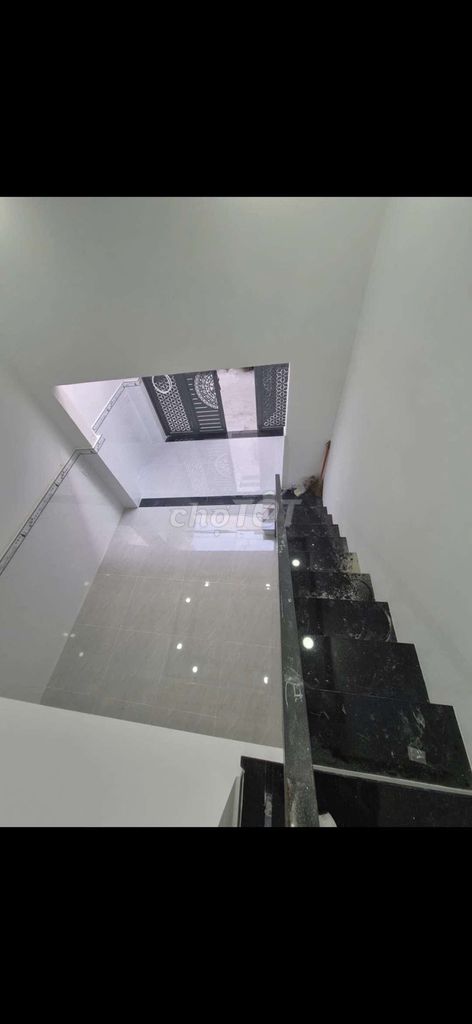 Rent 4 X16 M 2 bedroom 2 toilets Lê Trọng Tấn.