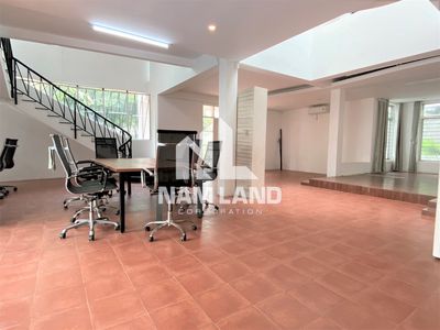 Villa 3 floors at An Khánh costs only 50 million across 8 meters too cheap