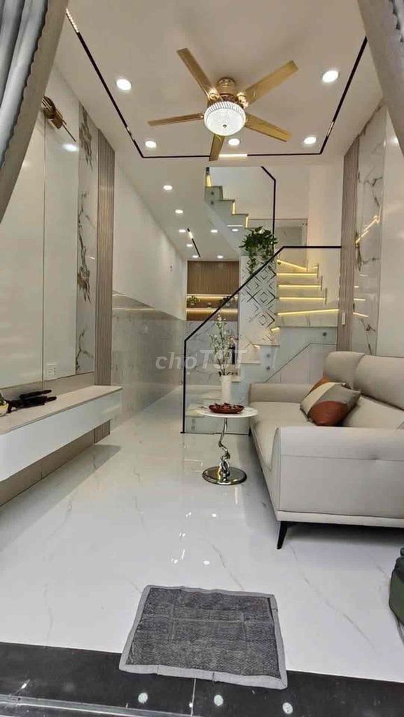Rent Full Seven near Hutech University.